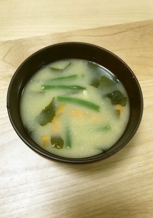 【野菜ソムリエ】さやいんげんの味噌汁-レシピのメイン写真