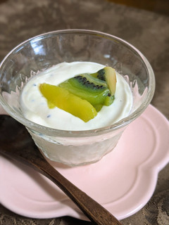 ♡材料2つ!キウイとクリームチーズ♡-レシピのメイン写真