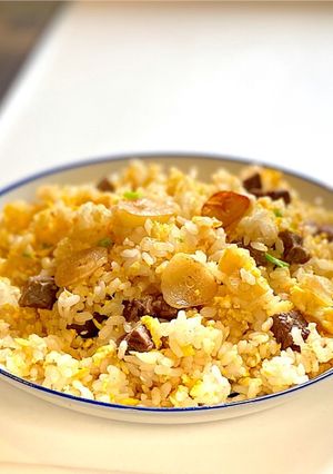 ステーキ肉とにんにくでスタミナ炒飯-レシピのメイン写真