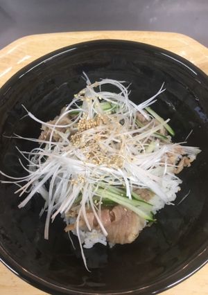 豚サラダ丼-レシピのメイン写真