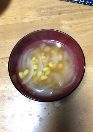 コーンと玉葱のコンソメスープ-レシピのメイン写真