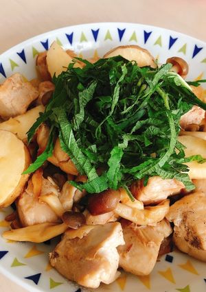 大葉で爽やか！鶏肉と長芋のバタポン炒め-レシピのメイン写真