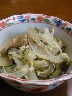 ゴーヤと玉ねぎの煮物-レシピのメイン写真