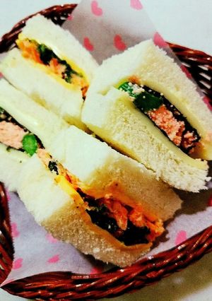 鮭とほうれん草＆たらことアスパラのサンド-レシピのメイン写真