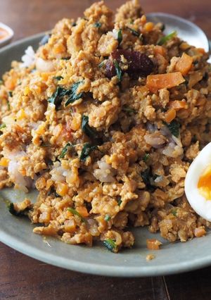 ●ほうれん草のチキンキーマカレー●-レシピのメイン写真