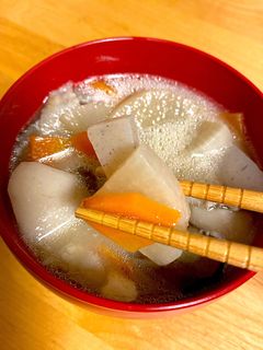 お出汁が効いた具沢山豚汁♪-レシピのメイン写真
