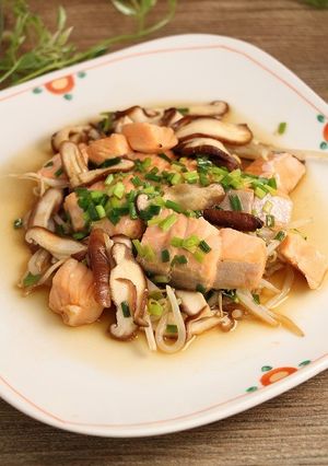 レンジで簡単！銀鮭もやし☆出汁煮-レシピのメイン写真