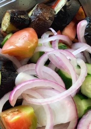 旬の野菜で簡単サラダ寿司酢醤油ガーリック-レシピのメイン写真