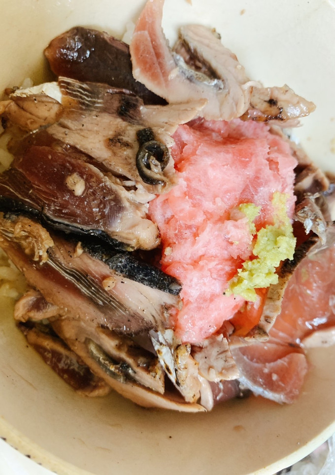 ネギトロと鰹のタタキ丼-レシピのメイン写真