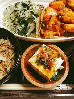 キャベツと若芽と玉ねぎの韓国サラダ-レシピのメイン写真