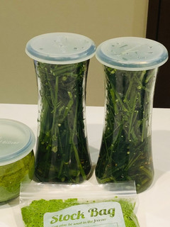 ハーブの茎の活用法 ハーブビネガー♪-レシピのメイン写真