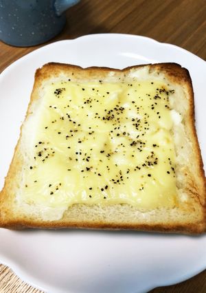 チーズ好きの2種のチーズトースト-レシピのメイン写真
