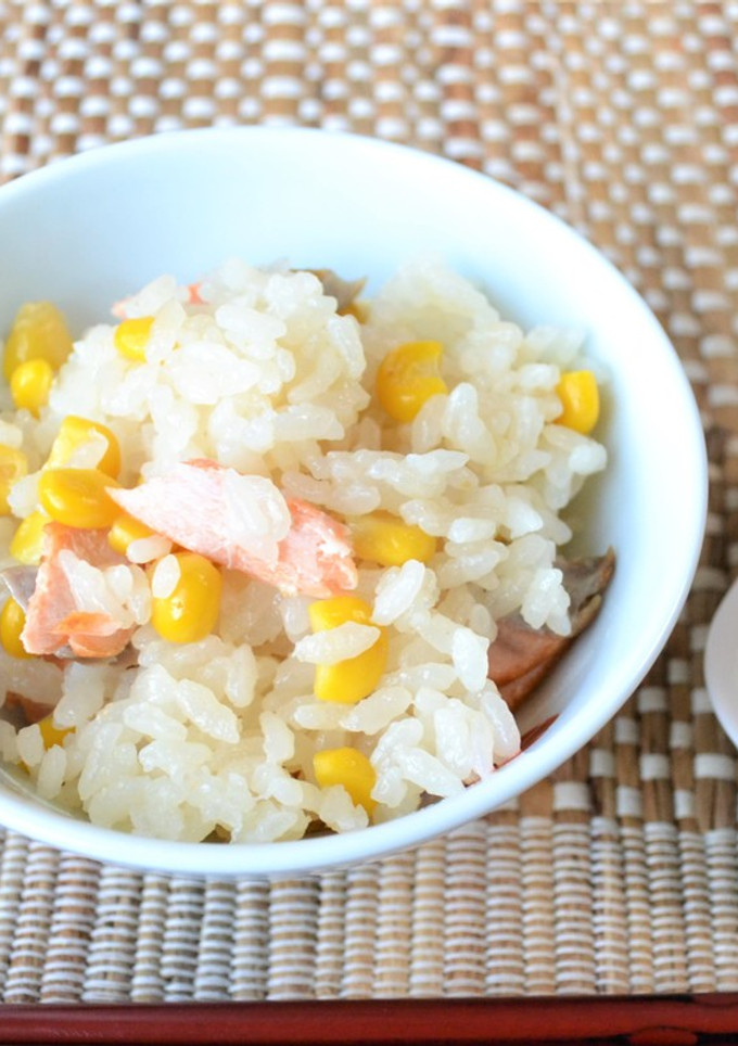 とうもろこしと鮭の炊き込みご飯♪-レシピのメイン写真
