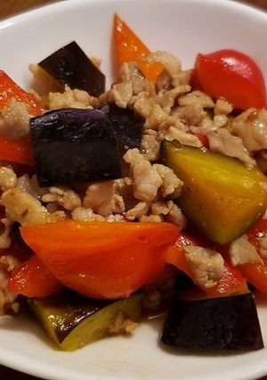茄子とパプリカの中華ドレッシング炒め-レシピのメイン写真