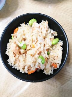 鮭たっぷり炊き込みご飯-レシピのメイン写真