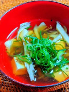 舞茸と豆富のお吸い物-レシピのメイン写真