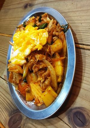 豚キムチ に、キウイ-レシピのメイン写真