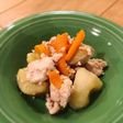 じゃがいもとさつまいもとひき肉の甘辛炒め