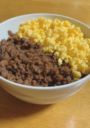 二色そぼろ丼-レシピのメイン写真