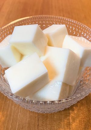 鍋に入れて混ぜるだけ！滑らかな牛乳寒天-レシピのメイン写真