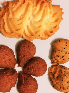 絞り出しクッキー3種(バター、紅茶、苺)-レシピのメイン写真