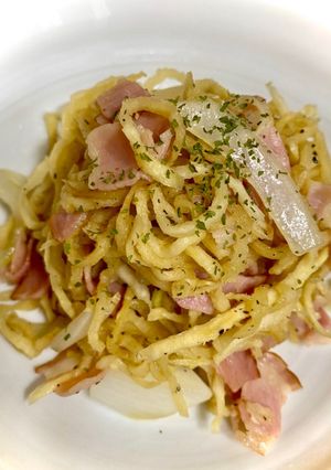 切り干し大根とベーコンのペッパー炒め-レシピのメイン写真