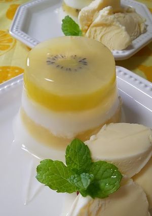 キウイと牛乳のストライプ寒天-レシピのメイン写真