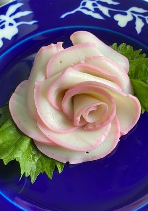 ★美し薔薇食べられる薔薇　かまぼこアート-レシピのメイン写真