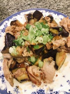 簡単、豚肉とナスの生姜ポン酢炒め-レシピのメイン写真
