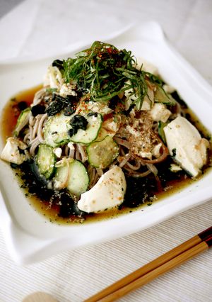 豆腐と生スピルリナの冷や汁風のっけ蕎麦-レシピのメイン写真