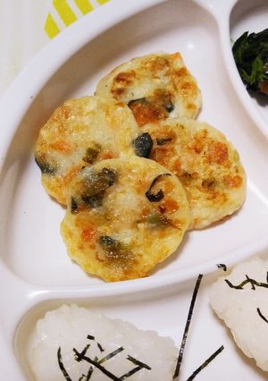 鮭バーグ♪１歳児さんの掴み食べ用おかず-レシピのメイン写真