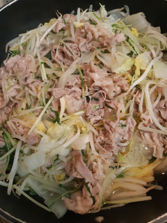 白菜の芯が旨い!豚肉と野菜の蒸し煮-レシピのメイン写真