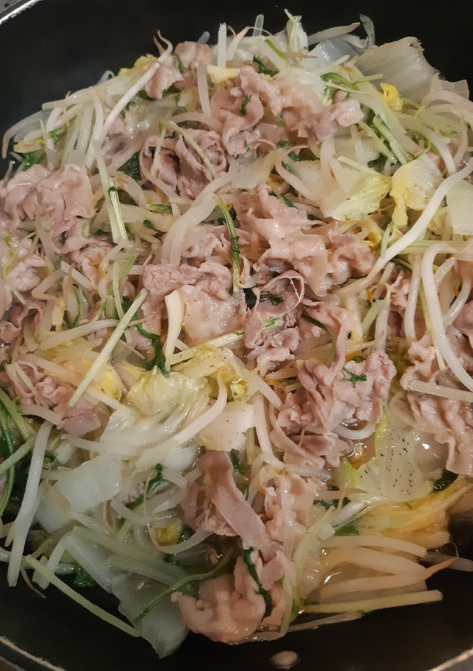 白菜の芯が旨い！豚肉と野菜の蒸し煮-レシピのメイン写真