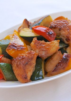 ［10分肴］ぼんじりと夏野菜の甘酢焼き-レシピのメイン写真
