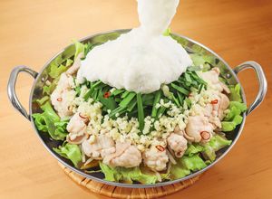 にんにくマシマシ　とろろもつ鍋-レシピのメイン写真