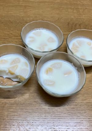 夏のスイーツ「白桃入りミルクゼリー」-レシピのメイン写真
