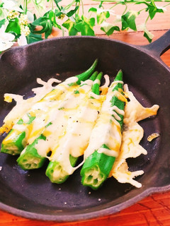 簡単おつまみ☆オクラのチーズ焼き-レシピのメイン写真