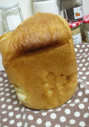 簡単　ホイップクリームで贅沢パン-レシピのメイン写真