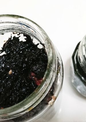 青しそ赤しそとｶﾘｶﾘ梅で芽ひじきの佃煮-レシピのメイン写真