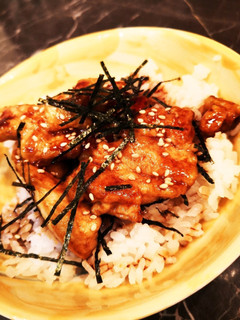 鰻のタレで♪焼鳥丼-レシピのメイン写真