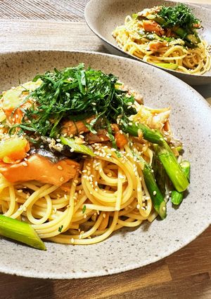 鮭とアスパラのレモンバター醤油パスタ-レシピのメイン写真