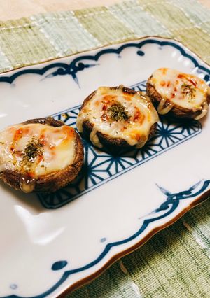 簡単☆シイタケのハリッサマヨ-レシピのメイン写真