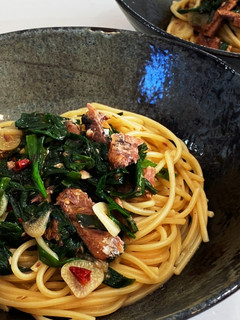 蒲焼缶で簡単ペペロンチーノ-レシピのメイン写真