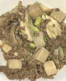牛肉と舞茸と枝豆と高野豆腐の山椒生姜煮