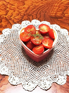 プチトマトとバジルの簡単サラダ-レシピのメイン写真