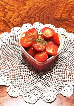 プチトマトとバジルの簡単サラダ-レシピのメイン写真