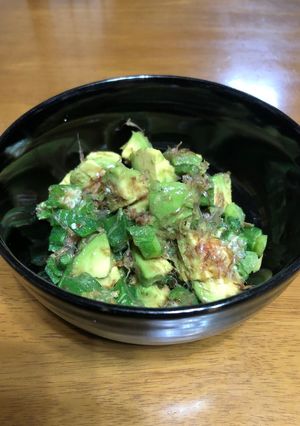 冷凍オクラとアボカドのおかか和え-レシピのメイン写真