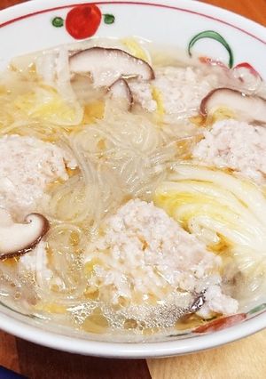 生姜香る☆フワフワ鶏団子の春雨スープ-レシピのメイン写真