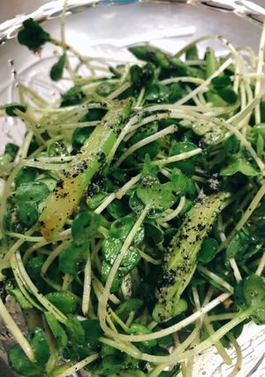 アスパラとかいわれの胡麻酢和え-レシピのメイン写真