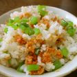 色鮮やか!よしなと鮭フレークの混ぜご飯
